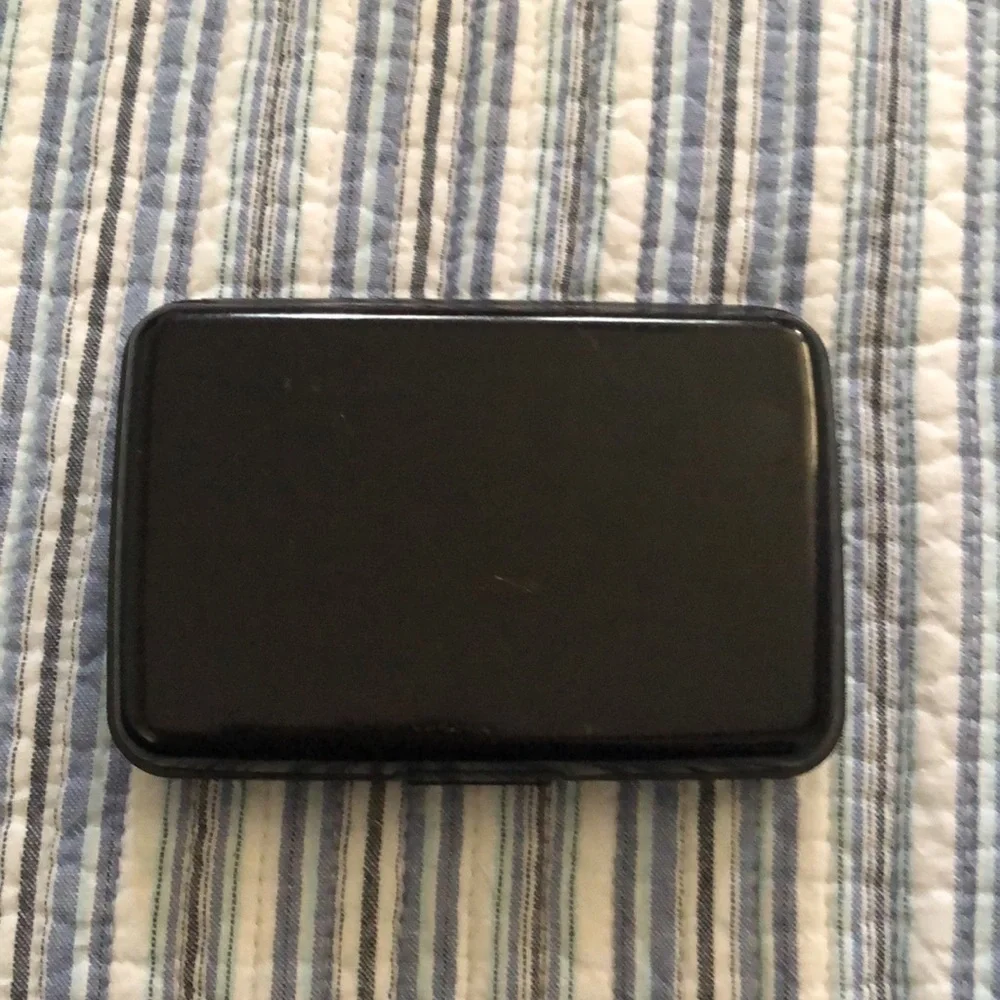 Slim RFID safe wallet